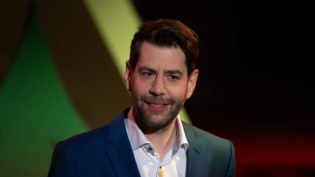 Unprofessionelles ZDF?: „Anstalt“-Moderator konnte Danger-Dan-Absage nicht fassen