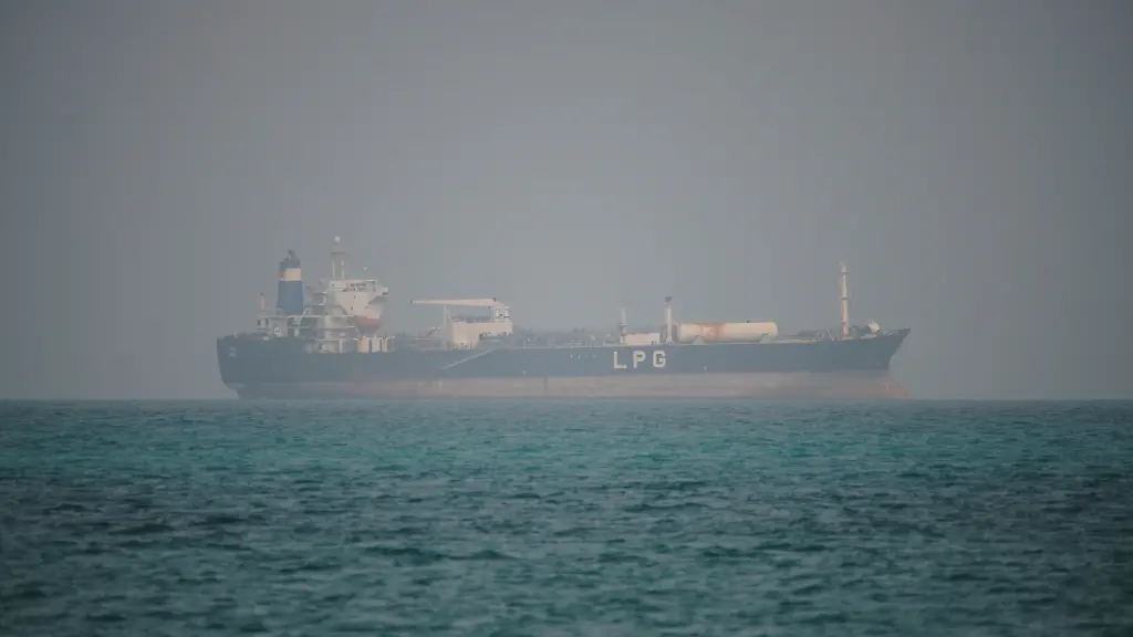„Mit Raketen und Drohnen“: Huthi greifen saudi-arabische Öltanker im Roten Meer an