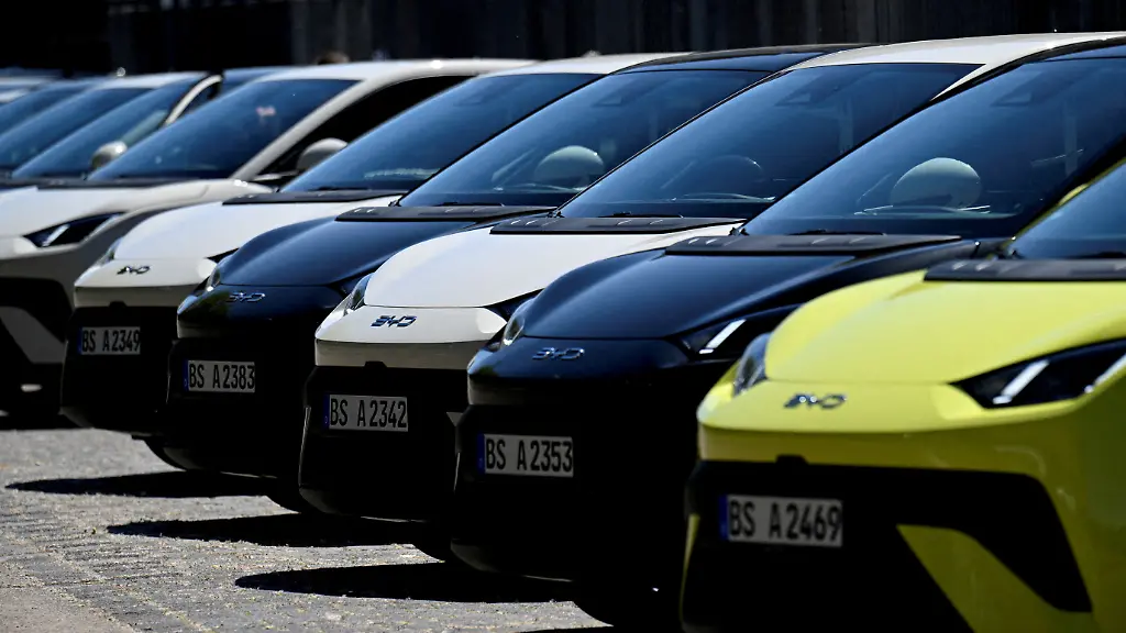 Fast 80 Prozent mehr Zulassungen: Deutsche kaufen deutlich mehr E-Autos