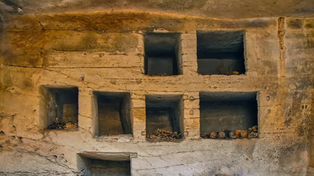 Leichen mit Gold im Mund: Fast 2000 Jahre alte Gräber in Ägypten entdeckt