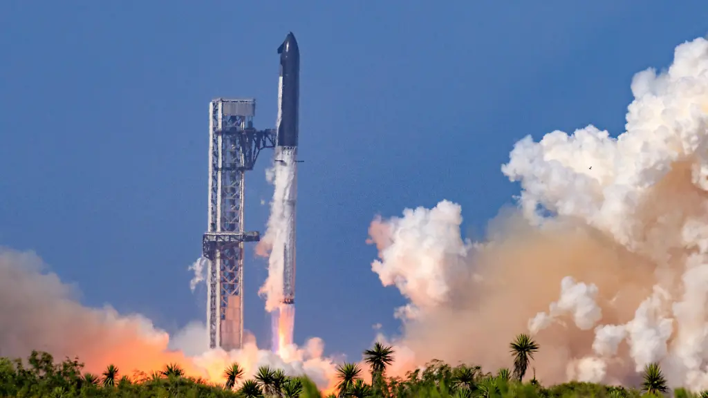 Mars-Rakete von Elon Musk: SpaceX absolviert ersten erfolgreichen Starship-Test seit Börsengang