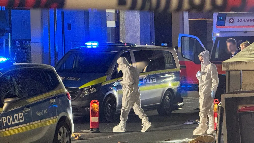 Angriff mit Schnittwaffe: Mann tötet Ehefrau in Hessen auf offener Straße