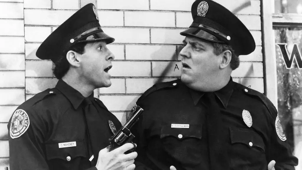 Auch bei „Nackte Kanone“ dabei: „Police Academy 2“-Star Peter Van Norden ist tot