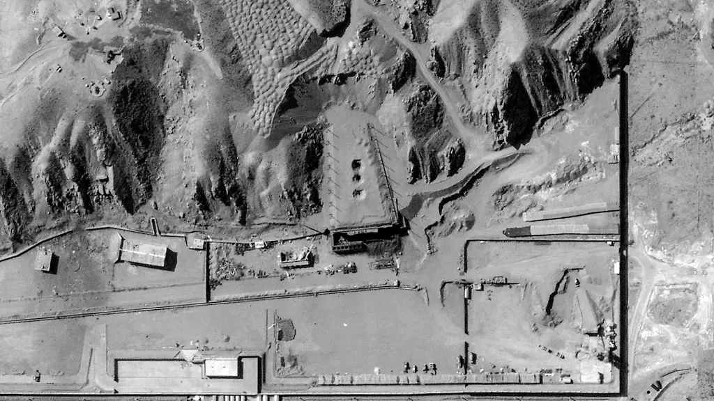Satellitenbilder zeigen Aktivität: Teheran lässt offenbar Nuklearforschungsanlagen reparieren