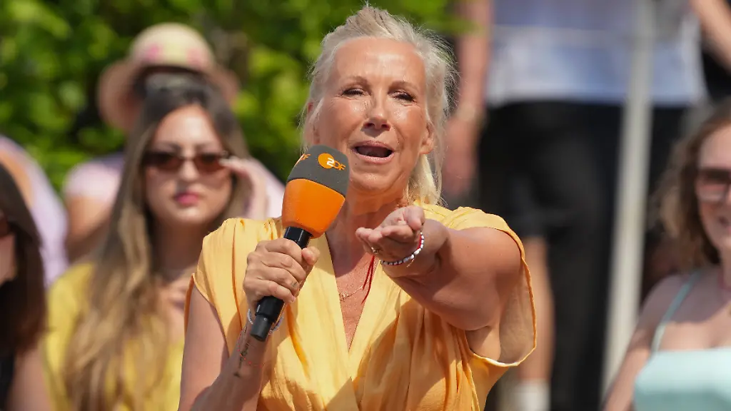 Rassismus im „Fernsehgarten“?: Andrea Kiewel sagt Sorry