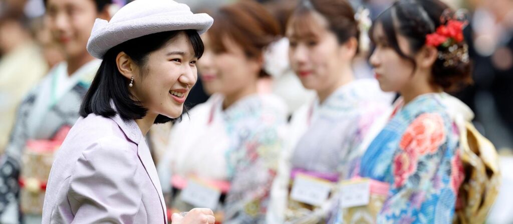 Adoption soll Japans Monarchie retten – Frauen bleiben ausgeschlossen