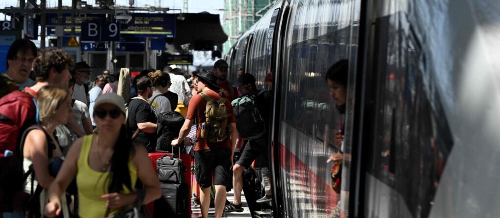 Medienberichte: Bahn erstmals seit sieben Jahren mit Gewinn