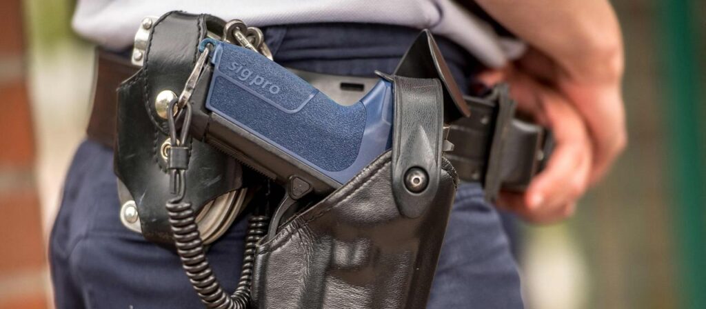 Neues Gesetz in Frankreich macht Schüsse von Polizisten zu Notwehr