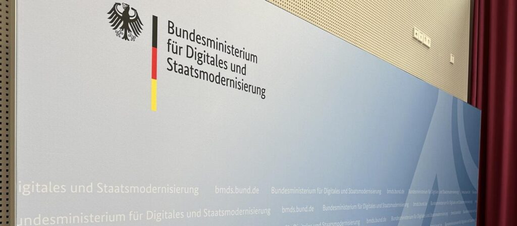 Bundesregierung spricht nach KI-Hackerangriff von „Paradigmenwechsel“