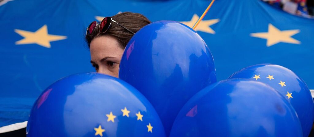Umfrage des EU-Parlaments: 75 Prozent bewerten die EU als „sicheren Hafen“