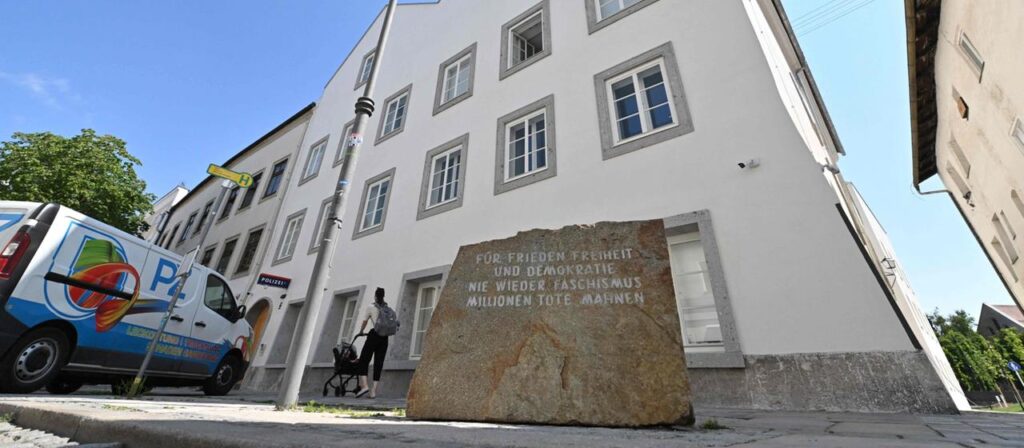 Braunau in Österreich: Hitlers Geburtshaus wird zu Polizeistation