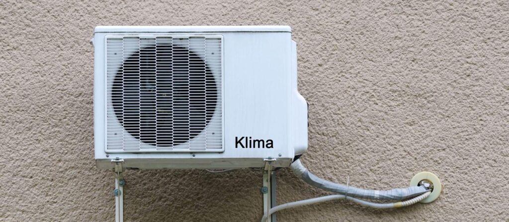 BGH-Urteil: Eigentümer haben Anspruch auf Klimaanlage am Balkon