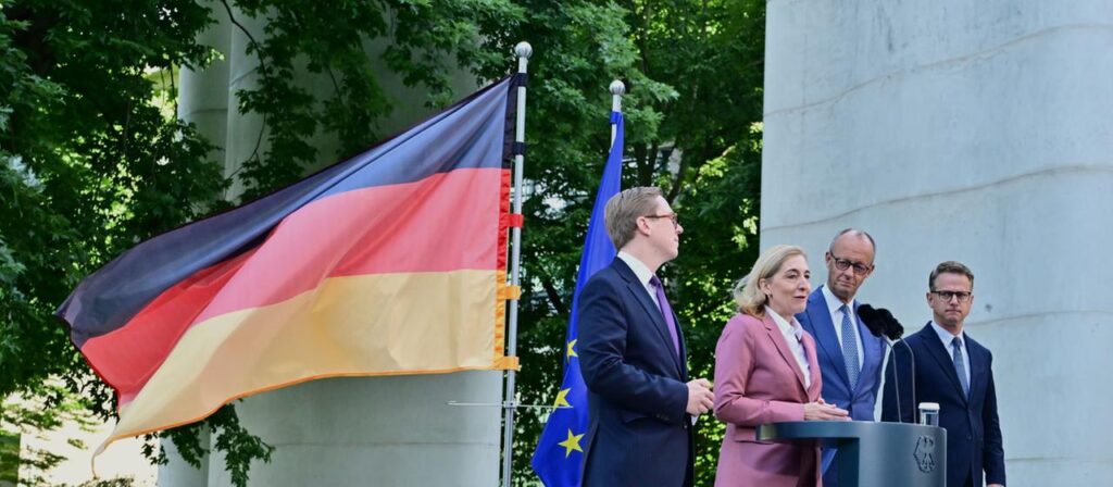 Kommentar: Merz‘ Kabinettumbau ist ein verstolperter Neuanfang