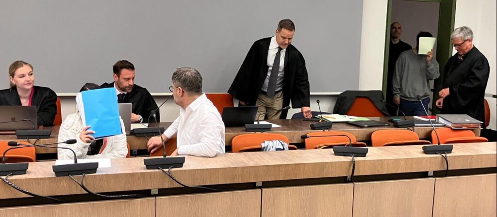 Urteil des OLG München: Freiheitsstrafen wegen Versklavung jesidischer Mädchen