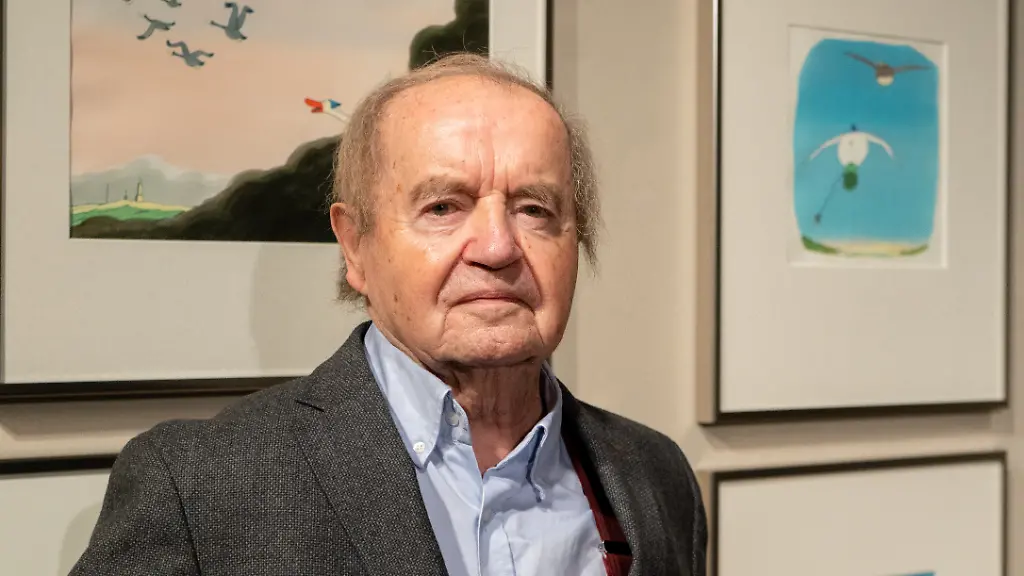 Er machte Kohl zur „Birne“: Zeichner Hans Traxler gestorben