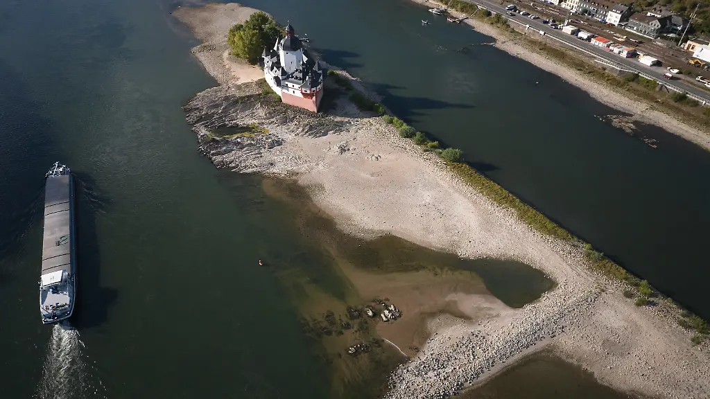 Chemiekonzern schon betroffen: IW-Ökonom rechnet wegen Rhein-Niedrigwasser mit Produktionseinbußen