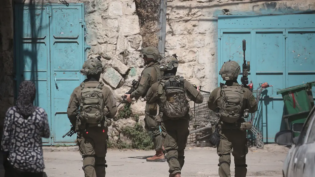 Armee kritisiert Verhör-Vorfälle: Israelische Soldaten markieren Palästinenser mit Nummern