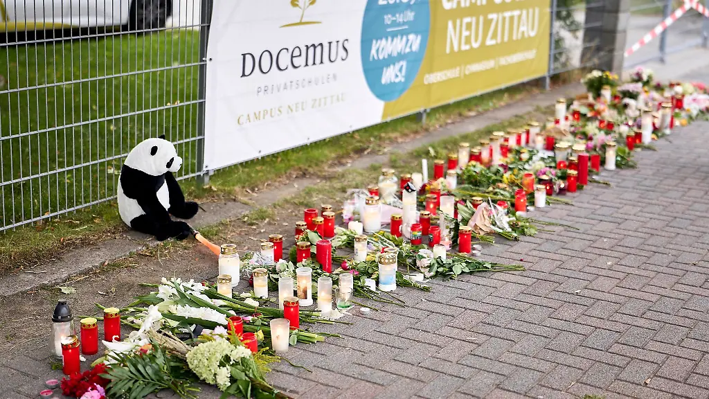 Trauer in Gosen-Neu Zittau: Gewalttat an Schule bei Berlin – Polizei teilt Erkenntnisse zu Opfern
