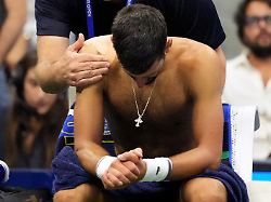 Tennis-Drama bei US Open: Novak Djokovic übergibt sich und weint auf dem Platz