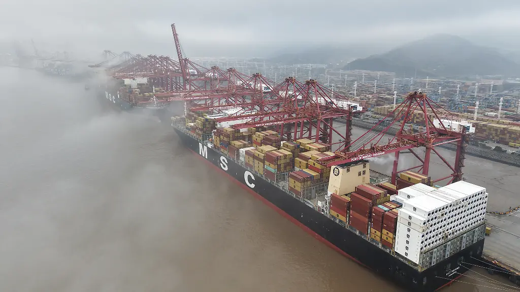 Viel schneller als der Suezkanal: China schickt Schiffe jetzt per „Express-Frachtroute“ über das Nordpolarmeer