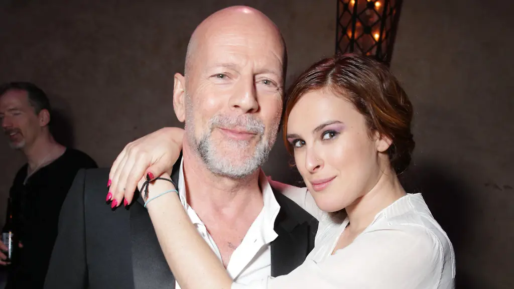 „Einfach so schwer“: Tochter Rumer vermisst Vater Bruce Willis