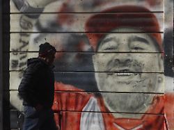 „Wird nichts ändern“: Nierentest-Panne lässt Arzt im Maradona-Prozess kalt