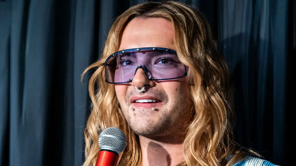 Grüße vom Trevi-Brunnen: Bill Kaulitz genießt „Dolce Vita“ mit besonderer Begleitung
