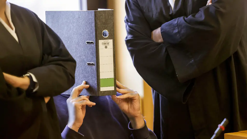 Justiz exhumiert viele Leichen: Brachte Ex-Pfleger mehr als 120 weitere Patienten um?