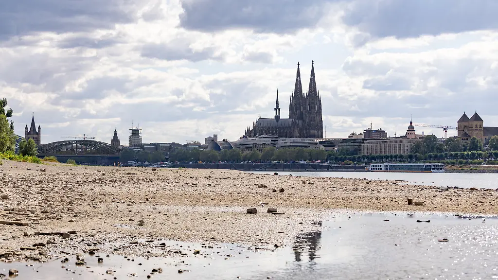 Bilger kündigt Sofortmaßnahmen gegen Niedrigwasser an