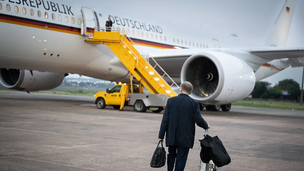 Linke sieht „teures Ärgernis“: Hälfte der Regierungsflüge fliegt ohne Passagiere
