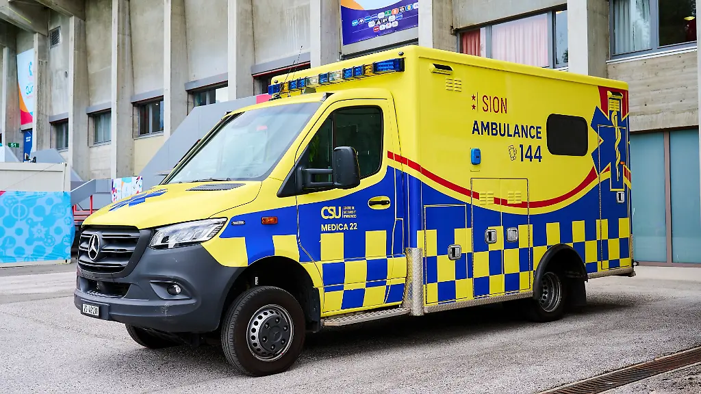 Mehrere Verletzte im Krankenhaus: Deutscher Reisebus stürzt in Norwegen um