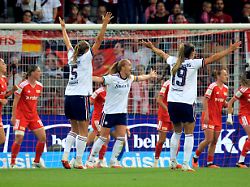 Torfest in Berlin: Bayern-Frauen zerlegen Union zum Saisonauftakt