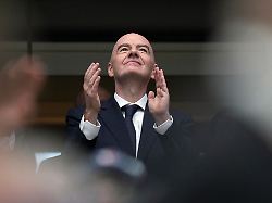 Gnadenloses Presseurteil: „Gianni Infantino vollzieht eine peinliche Kehrtwende“