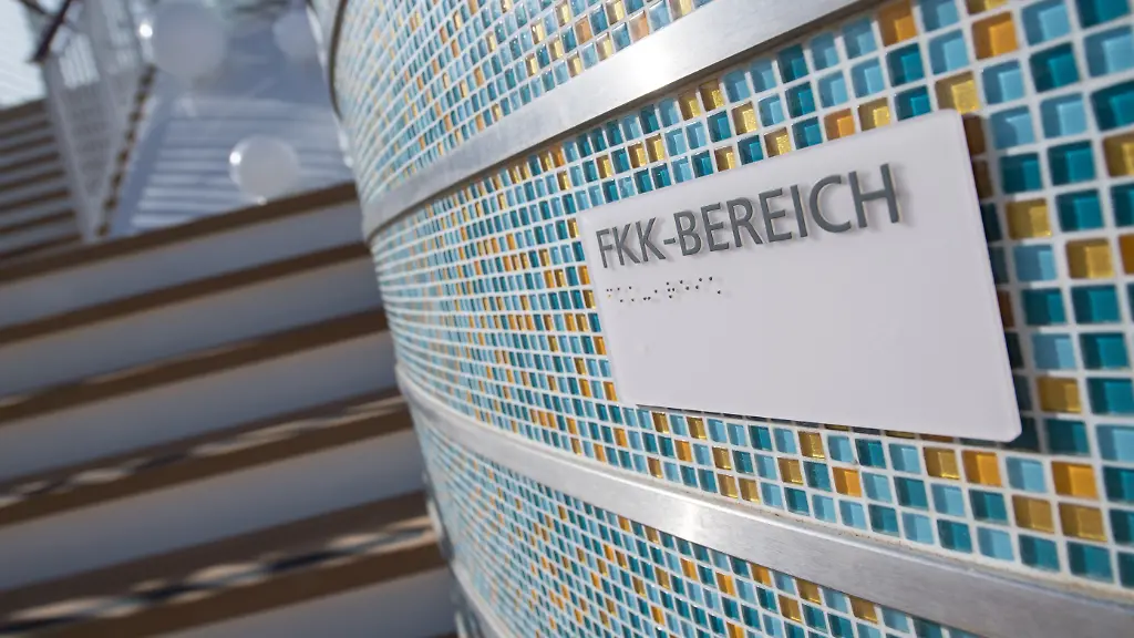 Kreuzfahrt: Bizarrer FKK-Prozess – Paar bekommt Geld zurück