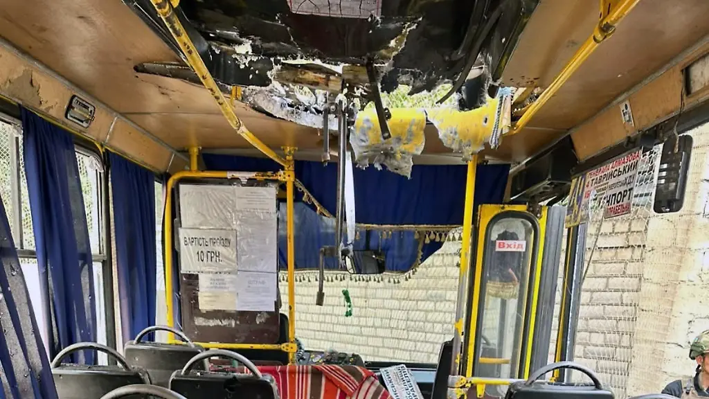 Russischer Angriff auf Kleinbus: Ukraine meldet Tote bei „Drohnen-Safari“ in Cherson