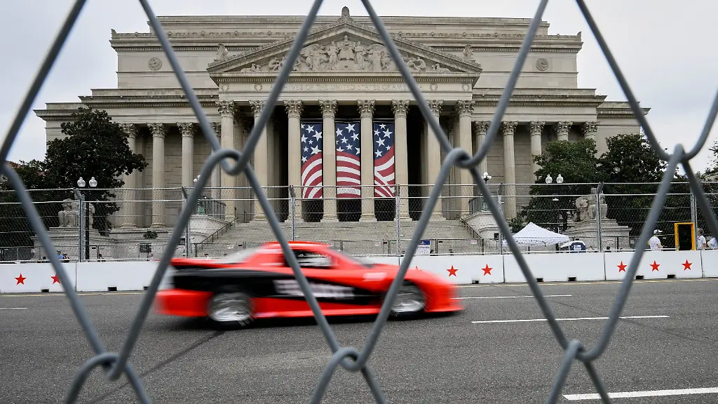 Zu „Freedom 250 Grand Prix“: Trump kündigt Ehrenrunde in „The Beast“ an