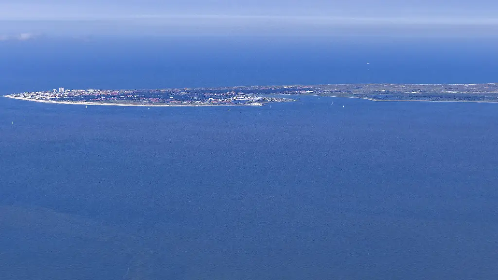 „Keine akute Gefahr“: Strand auf Norderney nach Sprengstofffund gesperrt