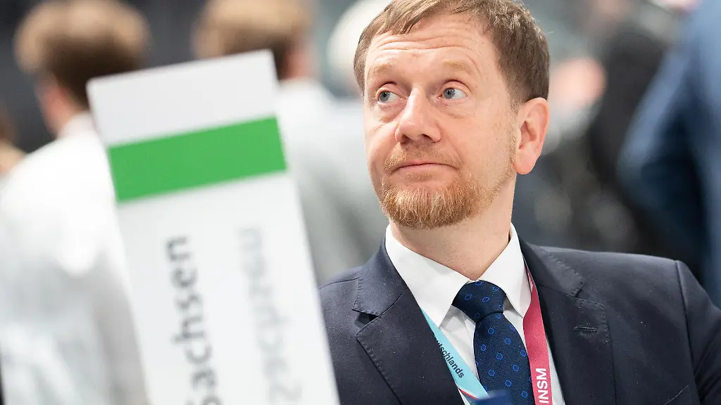 Gesamtfinanzierung beachten: JU Sachsen stellt sich gegen Kretschmers Kritik an Rentenplänen
