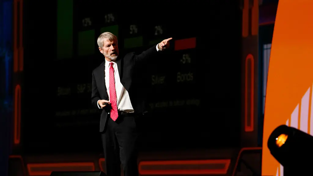 Michael-Saylor-chairman-of-MicroStrategy-speaks-at-the-Bitcoin-2024-conference-in-Nashville-Tennessee-US-on-Friday-July-26-2024-The-conference-is-an-annual-event-organized-by-BTC-Media-LLC-for-fans-of-the-original-cryptocurrency