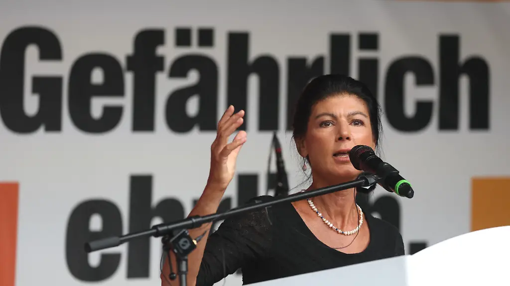 „Ein neuer Hitler ist er nicht“: Wagenknecht gegen Verteufelung von Siegmund