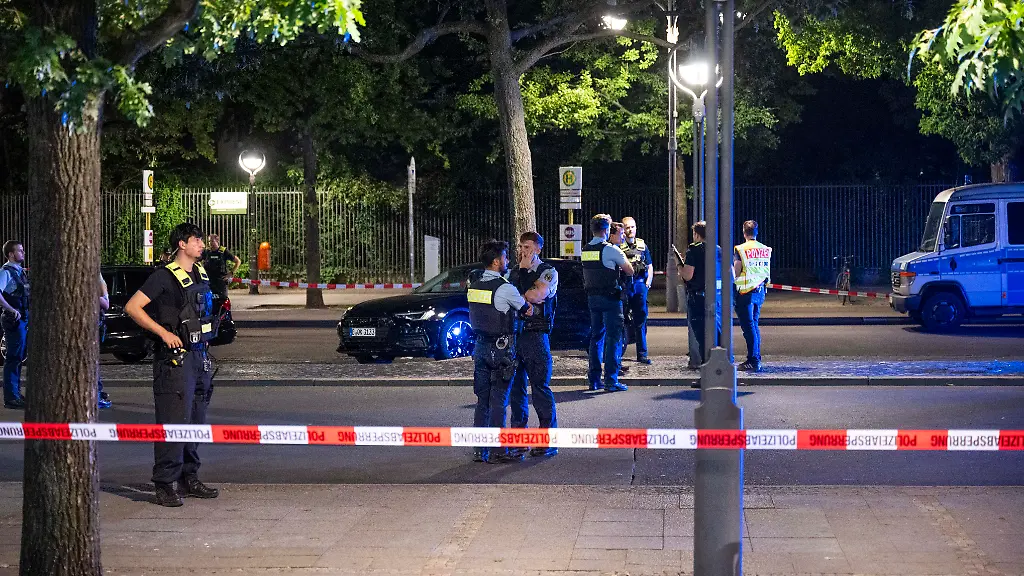 Gewalttat am Bahnhof Zoo: Polizei ermittelt Verdächtigen nach tödlichen Schüssen in Berlin