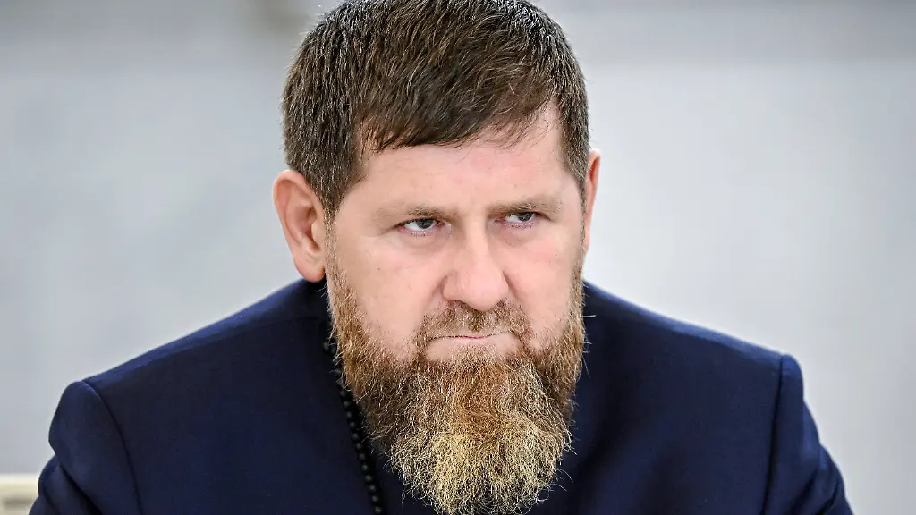 Russia-UAE-9095616-29-01-2026-Head-of-the-Chechen-Republic-Ramzan-Kadyrov-attends-a-meeting-between-Russian-President-Vladimir-Putin-and-UAE-President-Sheikh-Mohamed-bin-Zayed-Al-Nahyan-at-the-Kremlin-in-Moscow-Russia