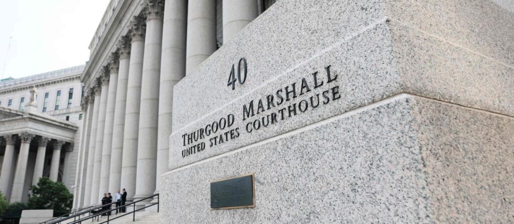 Mord an US-Versicherungschef: Angeklagter Luigi M. gesteht Schüsse