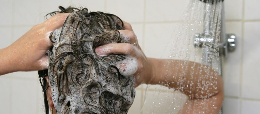 Hype um Koffein-Shampoos – ist der Trend berechtigt?
