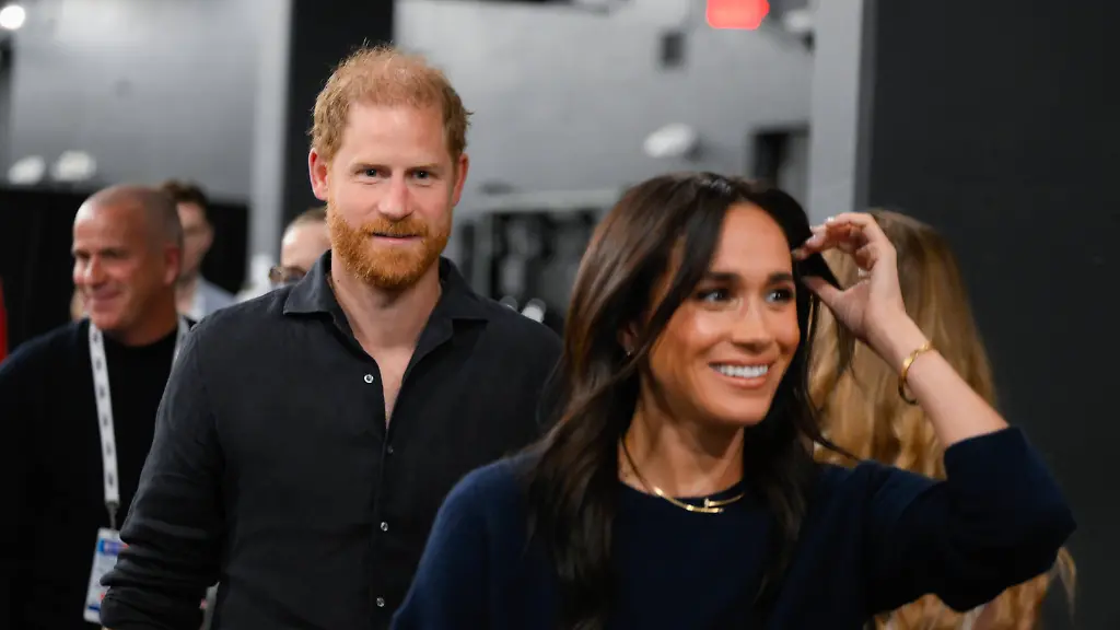 Neue Strategie für Rückkehr : Was Harry und Meghan im zweiten Anlauf anders machen wollen