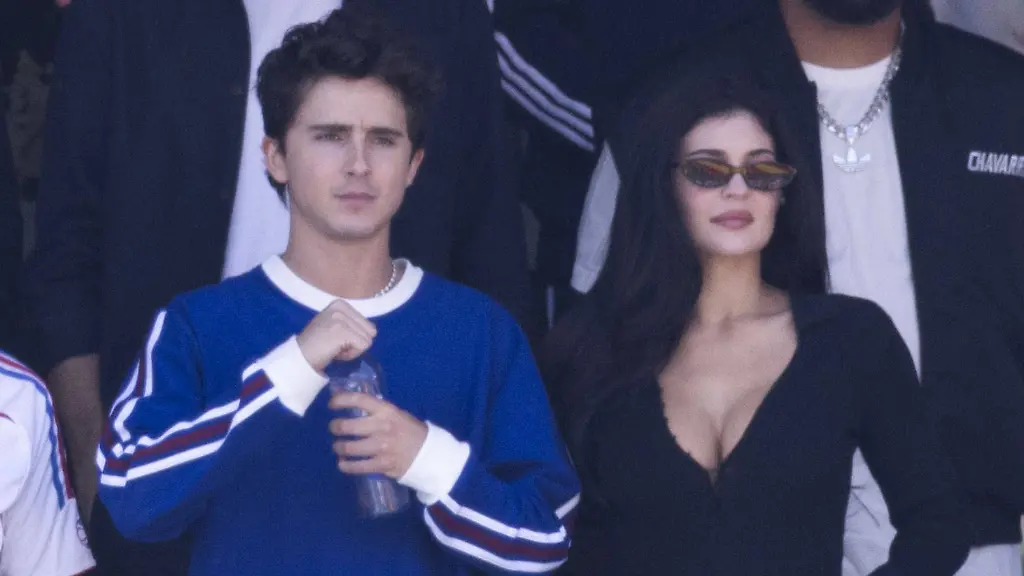 Mit Timothée Chalamet liiert : Kylie Jenner reagiert auf Gerüchte über dritte Schwangerschaft