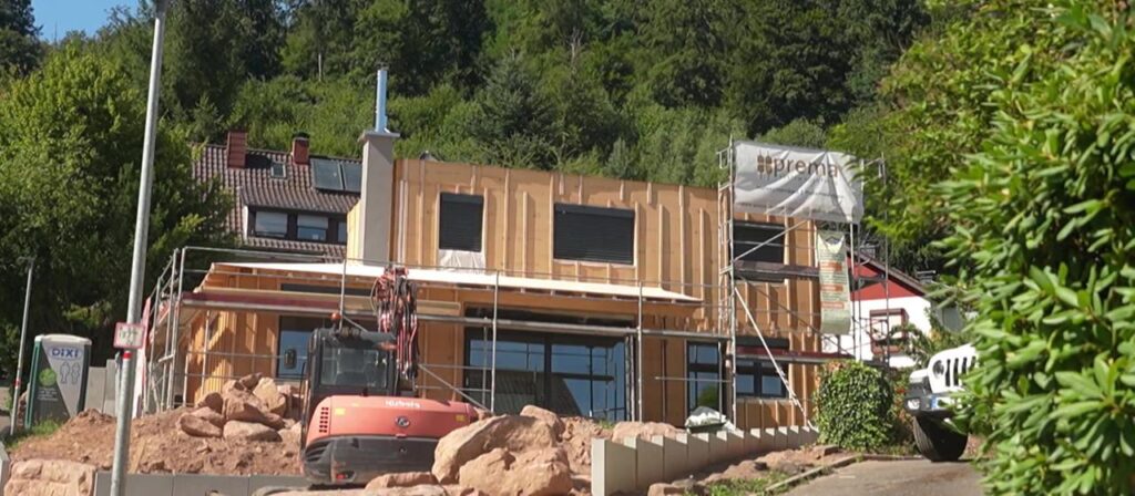 Hitzeschutz beim Neubau für kühles Wohnen ohne Klimaanlage