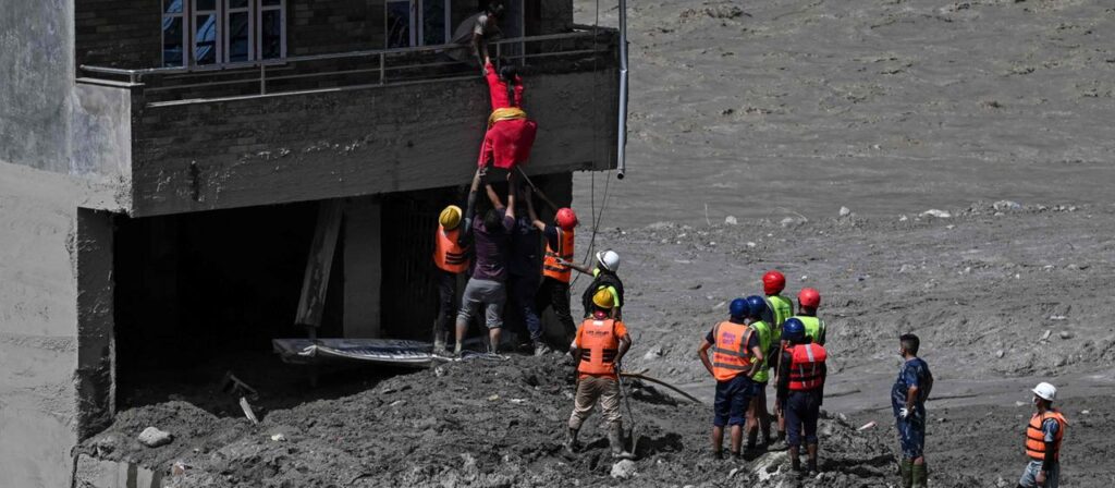 Nach Sturzflut im Himalaya – Mehr als 360 Tote und hunderte Vermisste