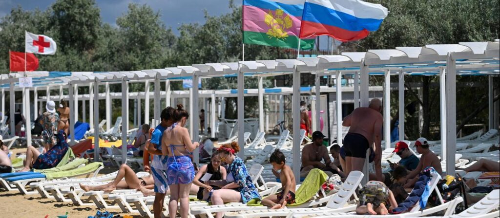 Krieg gegen die Ukraine: Urlaub unter Beschuss an Russlands Küste
