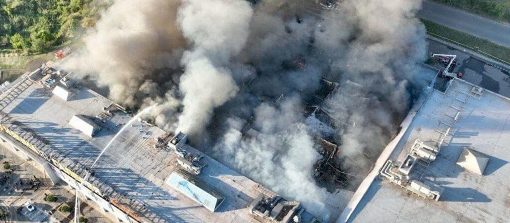 Zahl der Todesopfer nach Angriff auf ukrainisches Einkaufszentrum gestiegen